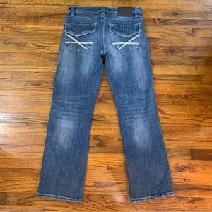 TK AXEL Denim Blue Jean Pants
32 x 32
Slim Boot Cut Fit
Smoke Free Home
Bundle &